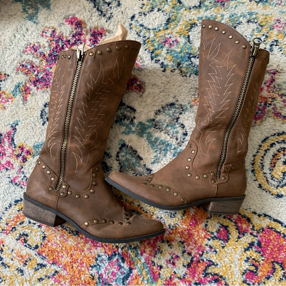 Studded Western Cowgirl Boots
